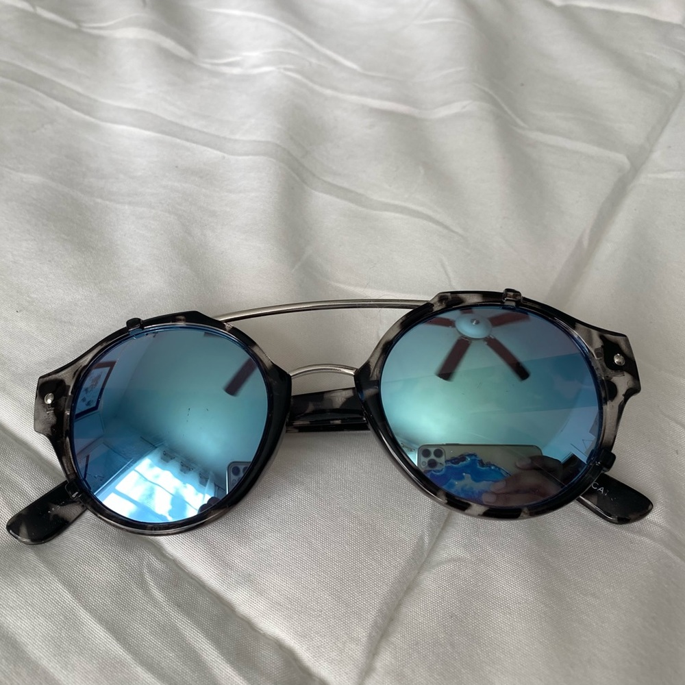 Quay Australia sunglasses